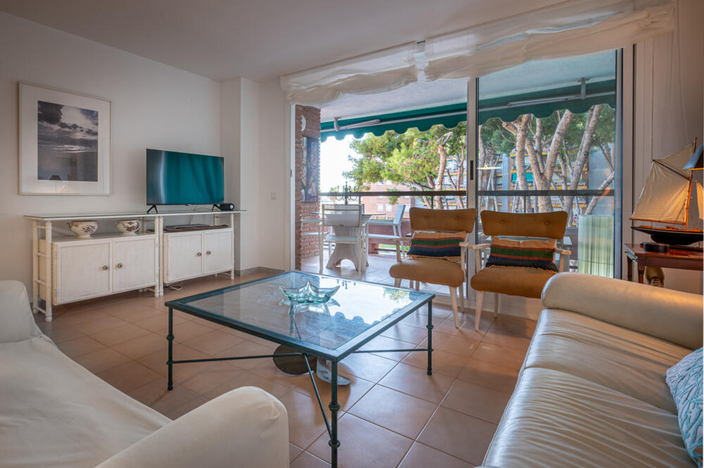 AT135 AT135 Els Pins I Apartament  Torredembarra