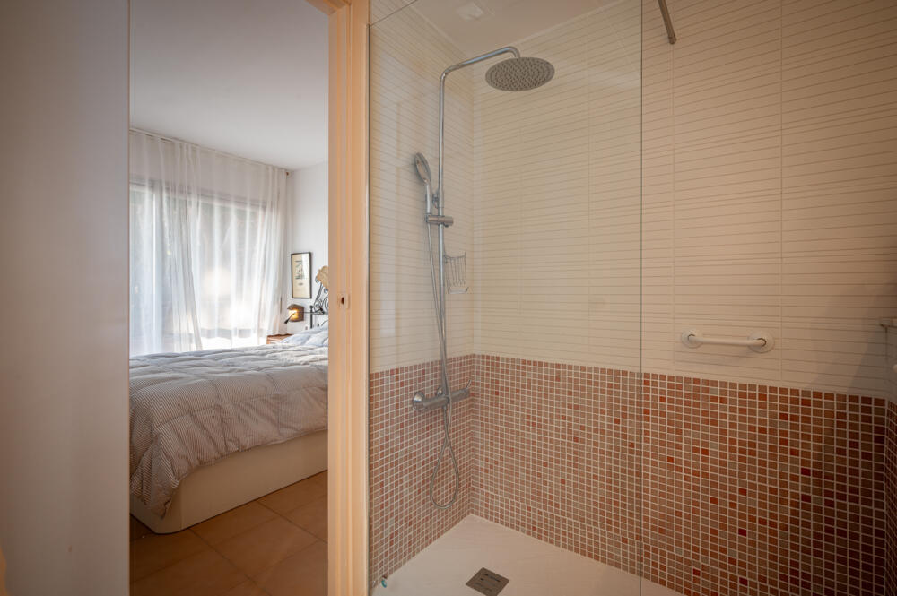 AT135 AT135 Els Pins I Apartament  Torredembarra