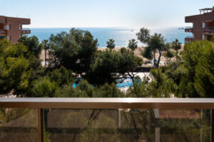 AT049 AT049 Els Pins II Apartament  Torredembarra
