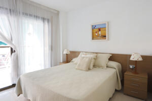 AT042 AT042 Els Pins II Apartamento  Torredembarra