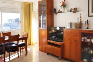 AT061 AT061 Estació Apartament  Torredembarra