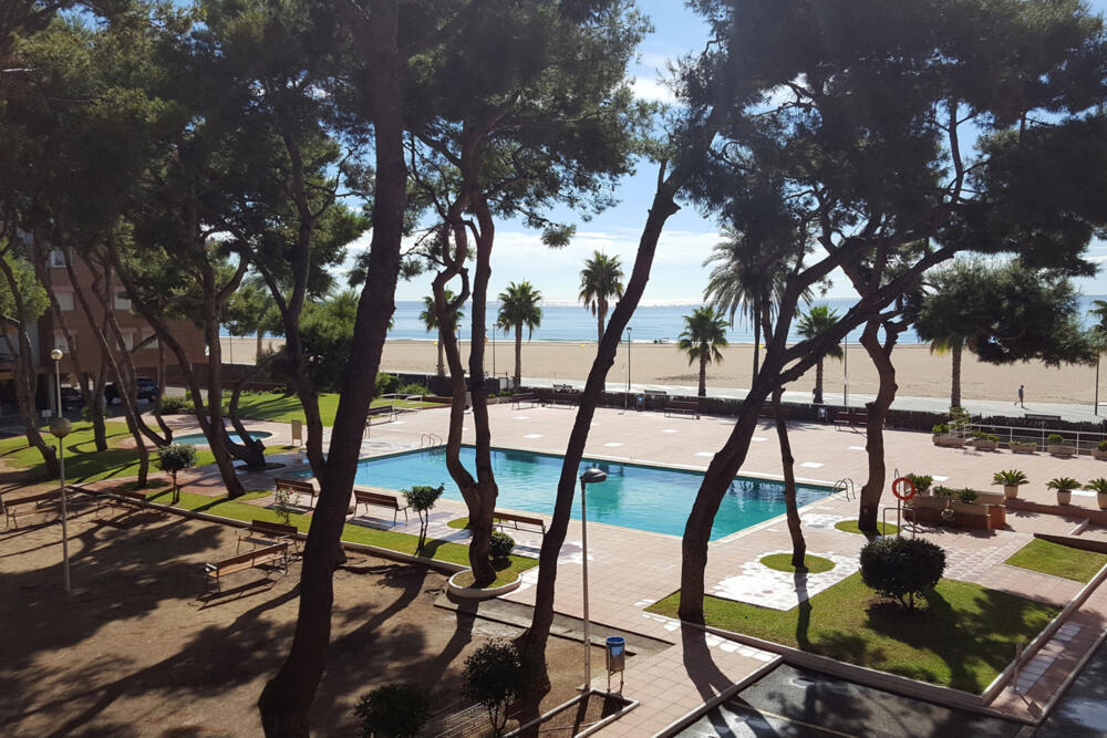AT125 AT125 Els Pins I Apartament  Torredembarra