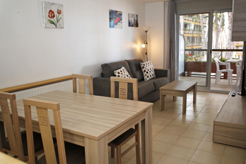 AT125 AT125 Els Pins I Apartament  Torredembarra