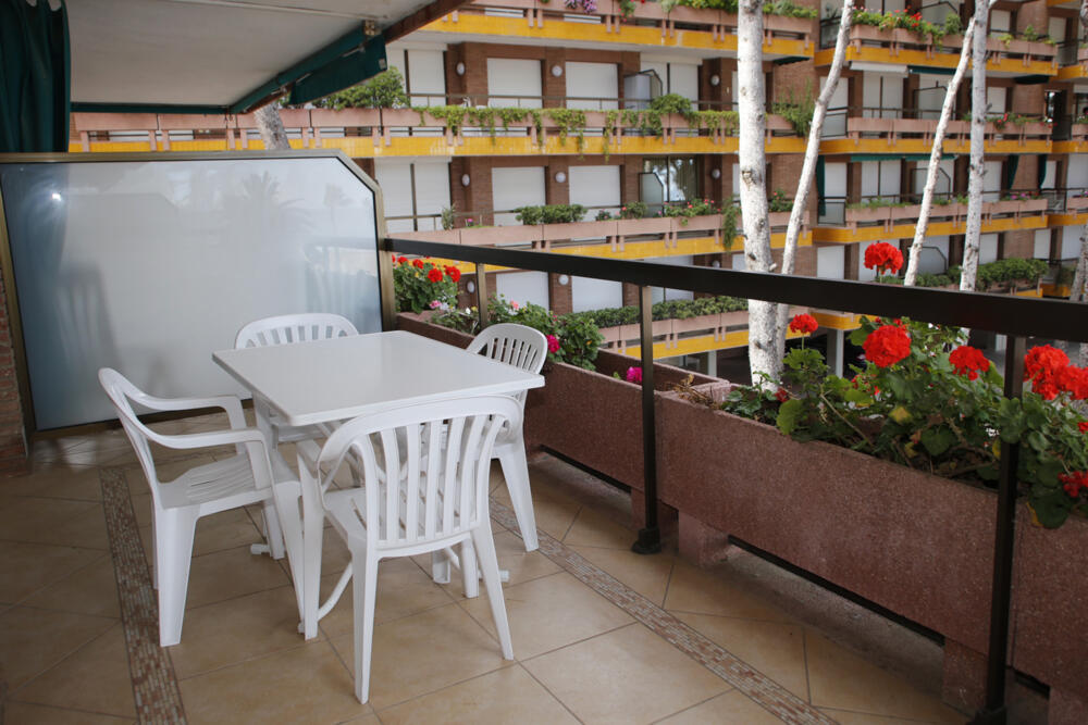 AT125 AT125 Els Pins I Apartament  Torredembarra