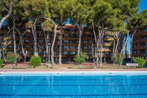 AT242 AT242 Els Pins I Apartament  Torredembarra
