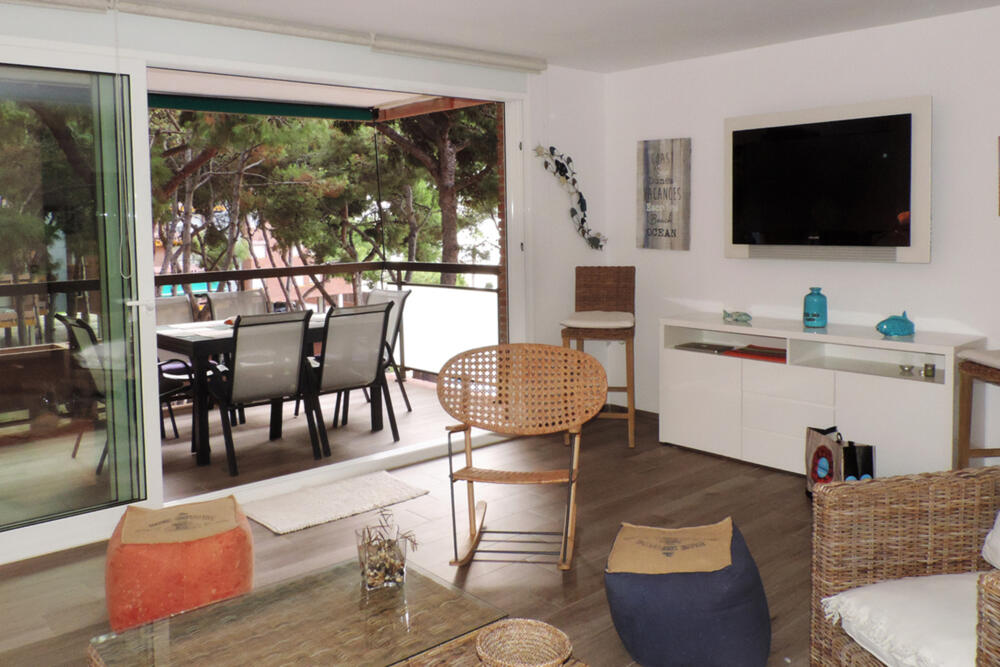 AT054 AT054 Els Pins I Apartament  Torredembarra