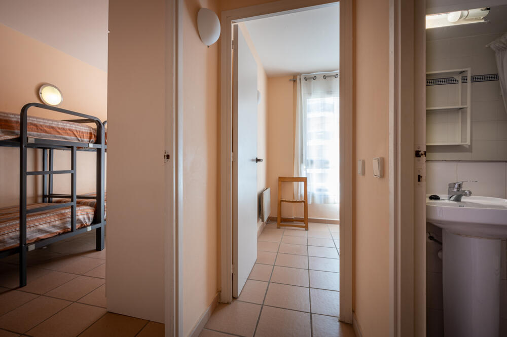 AT019 AT019 Les Palmeres Apartament  Torredembarra