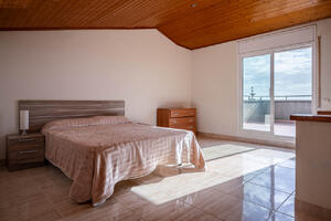 AT130 AT130 Pintor Fortuny Casa / Chalet Creixell poble Creixell
