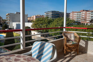 AT006 AT006 Pau Casals Apartment CENTRE Torredembarra
