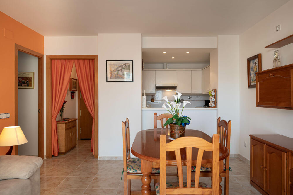AT006 AT006 Pau Casals Apartament CENTRE Torredembarra