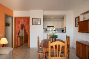 AT006 AT006 Pau Casals Apartment CENTRE Torredembarra