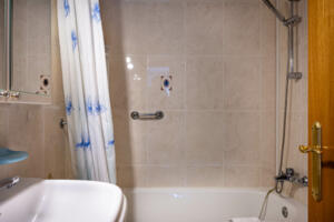 AT006 AT006 Pau Casals Apartment CENTRE Torredembarra