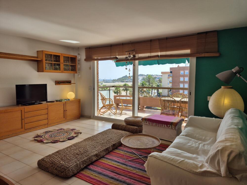 AT037 AT037 Els Pins I Apartament  Torredembarra