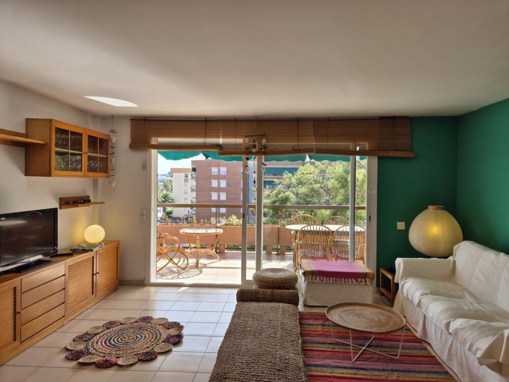 AT037 AT037 Els Pins I Apartament  Torredembarra