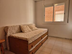 AT037 AT037 Els Pins I Apartament  Torredembarra