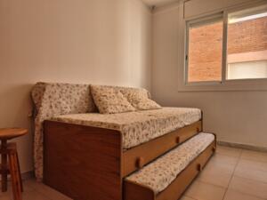 AT037 AT037 Els Pins I Apartament  Torredembarra