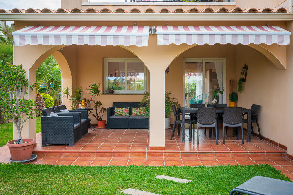 AT002 AT002 Creixell Casa aïllada / Villa Poble Creixell AT002 AT002 Creixell Casa aïllada / Villa Poble Creixell