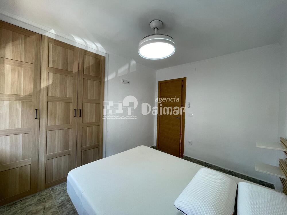 74 NAYADE 3 - 1º - 3 Apartamento CENTRO Daimús