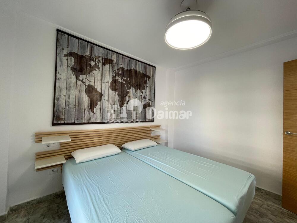 74 NAYADE 3 - 1º - 3 Apartamento CENTRO Daimús