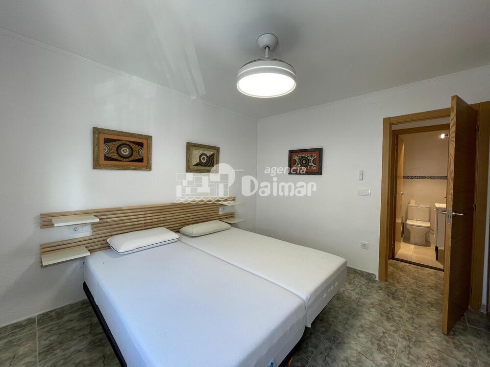 74 NAYADE 3 - 1º - 3 Apartamento CENTRO Daimús