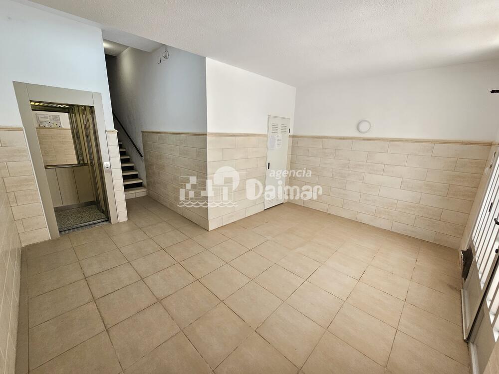 121 SEMIRAMIS V 2 - 4º - 32 Apartamento  Daimús