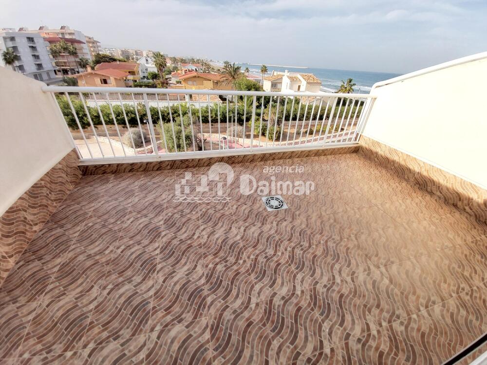 142 BUNGALOW SORRAL 22 Bungalow Playa Daimús 142 BUNGALOW SORRAL 22 Bungalow Playa Daimús
