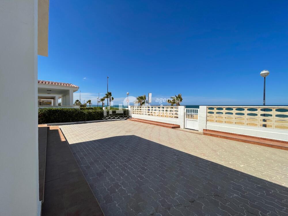 240 CHALET MIRAMAR Casa / Chalet PLAYA DE MIRAMAR Miramar