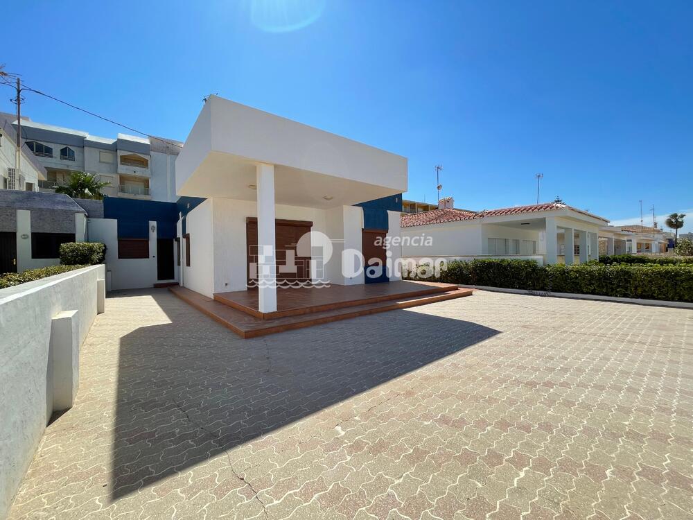 240 CHALET MIRAMAR Casa / Chalet PLAYA DE MIRAMAR Miramar
