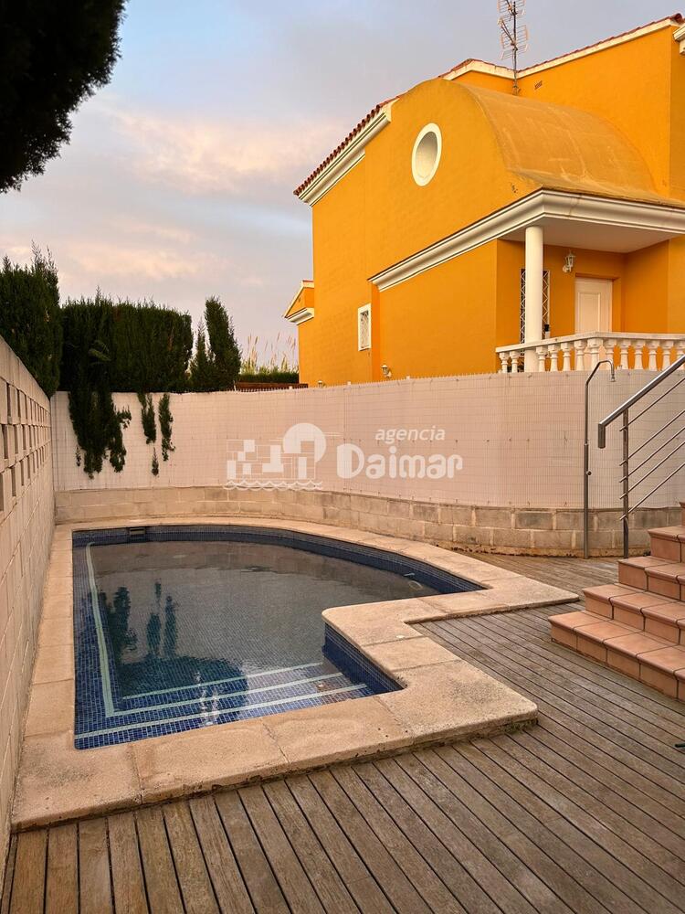 299 CHALET LLUTXENT Casa aislada / Villa Daimús 299 CHALET LLUTXENT Casa aislada / Villa Daimús