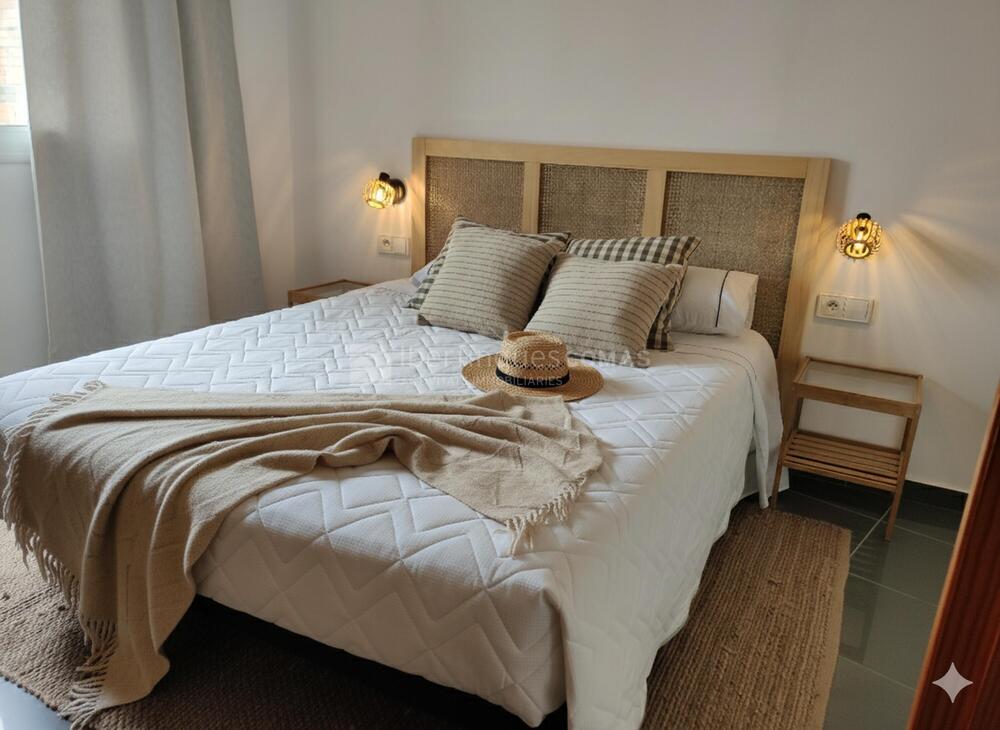 81 Av. Onze de Setembre, 33, 2on, 2ª Apartament Centre Palamós 81 Av. Onze de Setembre, 33, 2on, 2ª Apartament Centre Palamós