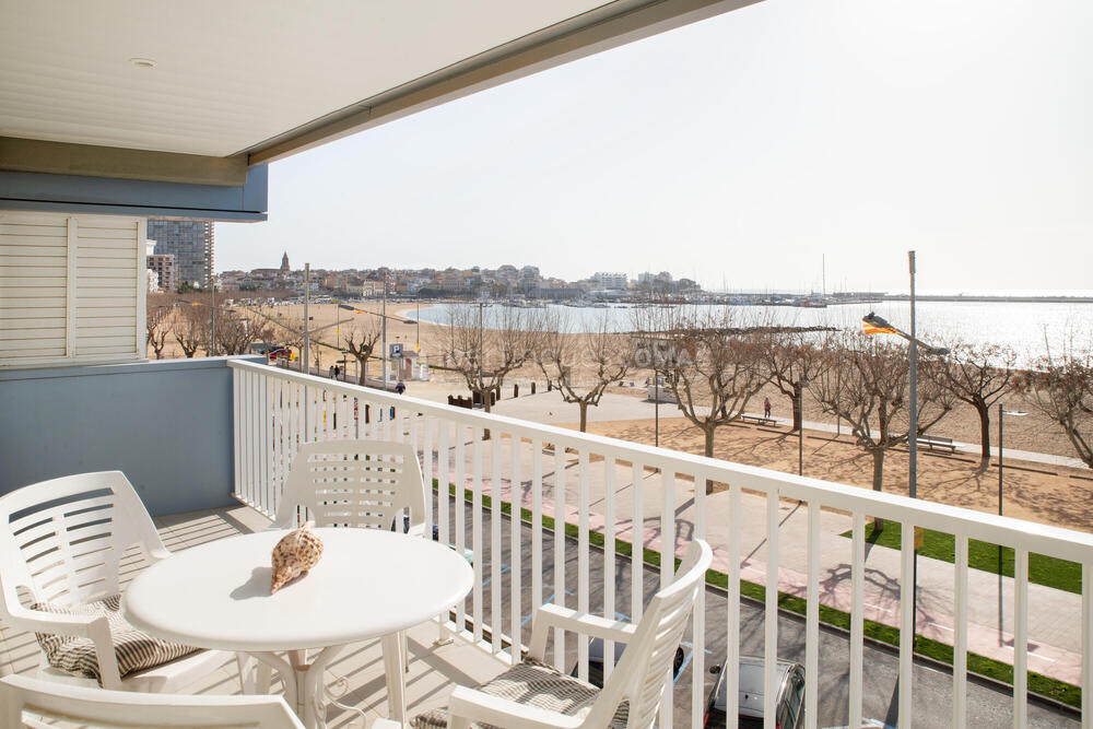 24 Edif.Alfons II - Passeig del Mar, 43, 2on, 4ª Apartament 1ª línia Palamós 24 Edif.Alfons II - Passeig del Mar, 43, 2on, 4ª Apartament 1ª línia Palamós