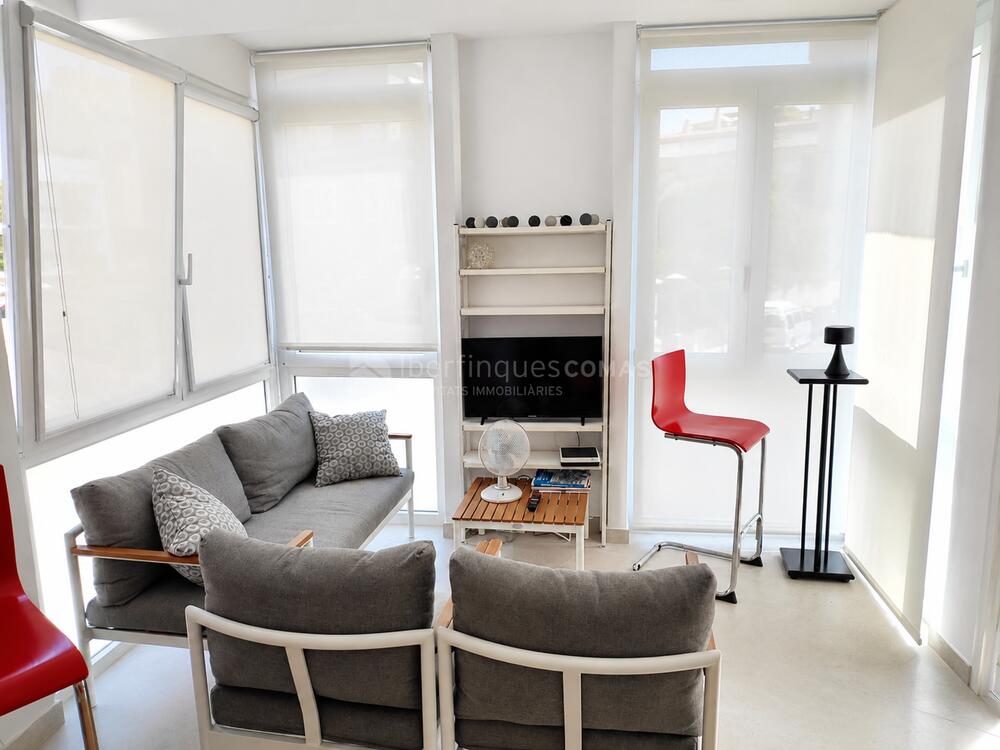 27 Edif. Galatea- c/ Enric Vincke,3 Esc C- 1er, 2ona Apartament Palamós 27 Edif. Galatea- c/ Enric Vincke,3 Esc C- 1er, 2ona Apartament Palamós