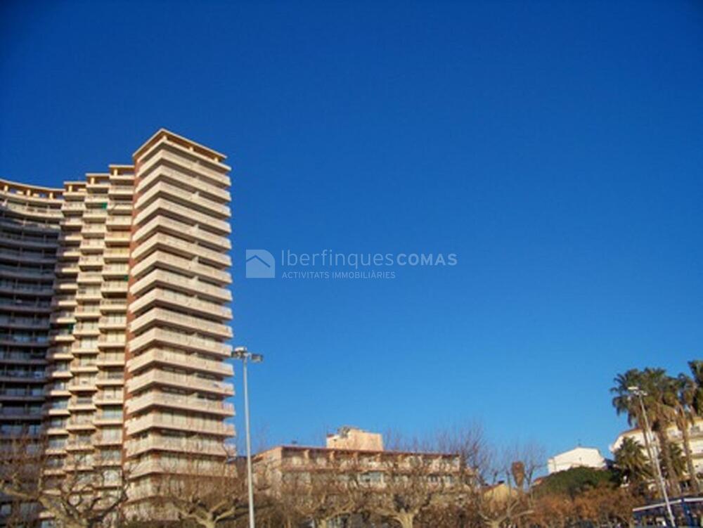 23 Edif. Empordà - Passeig del Mar, 3, esc b, planta 16, porta 118 Apartamento Palamós 23 Edif. Empordà - Passeig del Mar, 3, esc b, planta 16, porta 118 Apartamento Palamós