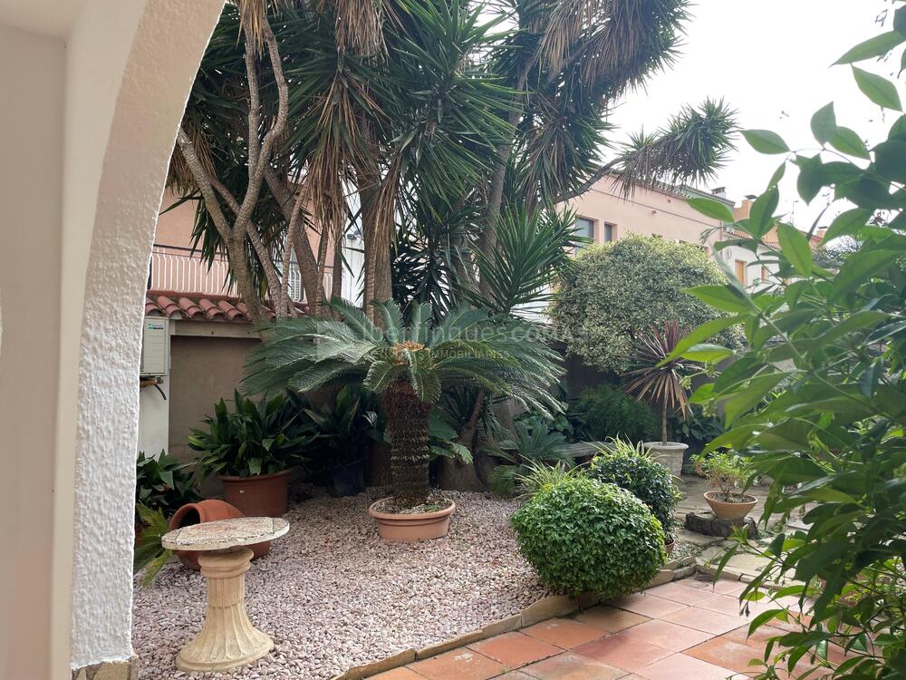 76 c/ Mossèn Jacint Verdaguer, 49 Casa / Xalet Palamós 76 c/ Mossèn Jacint Verdaguer, 49 Casa / Xalet Palamós
