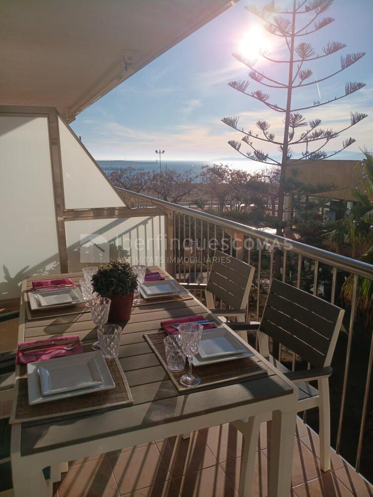 01 Edif. Pere el Gran - Passeig del Mar, 5, 2on, 5ena Apartament Palamós 01 Edif. Pere el Gran - Passeig del Mar, 5, 2on, 5ena Apartament Palamós