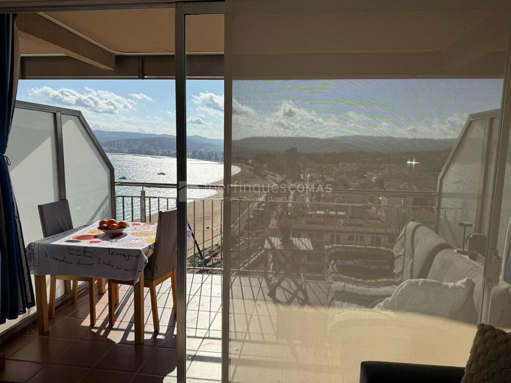 66 Edif. Empordà - Passeig del Mar, 3, esc b, planta 15, porta 115 Apartament Palamós 66 Edif. Empordà - Passeig del Mar, 3, esc b, planta 15, porta 115 Apartament Palamós