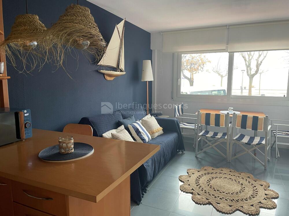 11 Passeig del Mar, 33 baixos Apartament Palamós 11 Passeig del Mar, 33 baixos Apartament Palamós