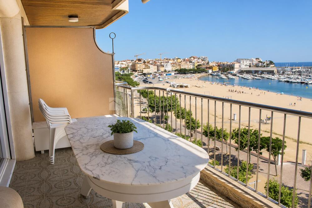 05 Edif. Alborada- c/ Mallorca, 2 , 5é B + parquing 15 Apartament Palamós 05 Edif. Alborada- c/ Mallorca, 2 , 5é B + parquing 15 Apartament Palamós
