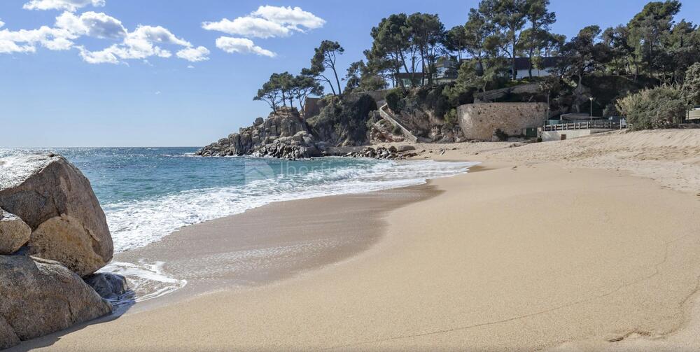 31 c/ Artur Mundet 107, 4t, 2ª Apartamento Sant Antoni de Calonge 31 c/ Artur Mundet 107, 4t, 2ª Apartamento Sant Antoni de Calonge