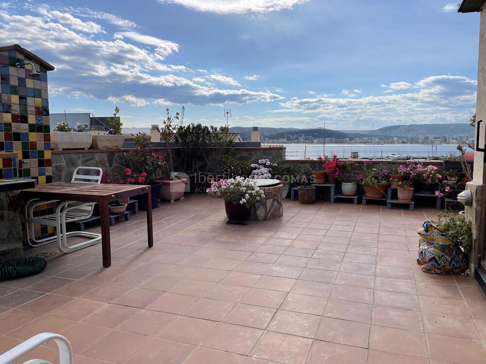 18 Dúplex a Ramon i Cajal, 3 Apartament Palamós 18 Dúplex a Ramon i Cajal, 3 Apartament Palamós