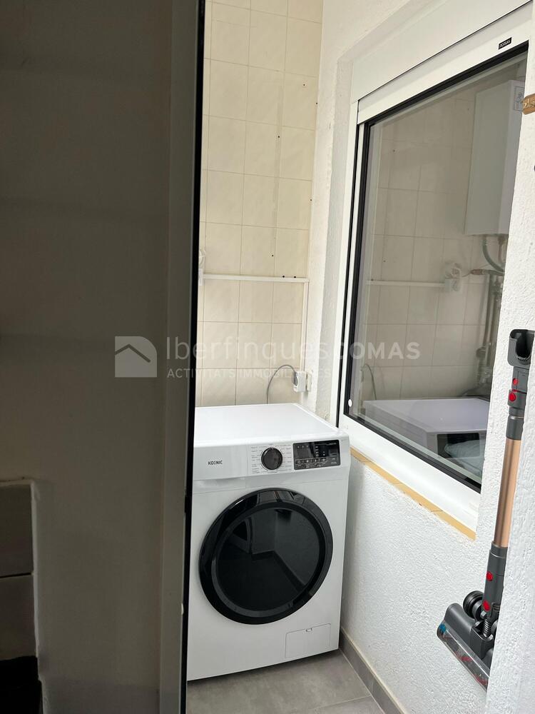 22 c/ Ramón i Cajal 8 - Àtic 1er + parquing c/ Provença 16, núm 108 Apartament Palamós 22 c/ Ramón i Cajal 8 - Àtic 1er + parquing c/ Provença 16, núm 108 Apartament Palamós