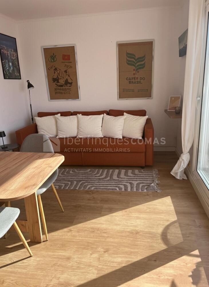 22 c/ Ramón i Cajal 8 - Àtic 1er + parquing c/ Provença 16, núm 108 Apartament Palamós 22 c/ Ramón i Cajal 8 - Àtic 1er + parquing c/ Provença 16, núm 108 Apartament Palamós