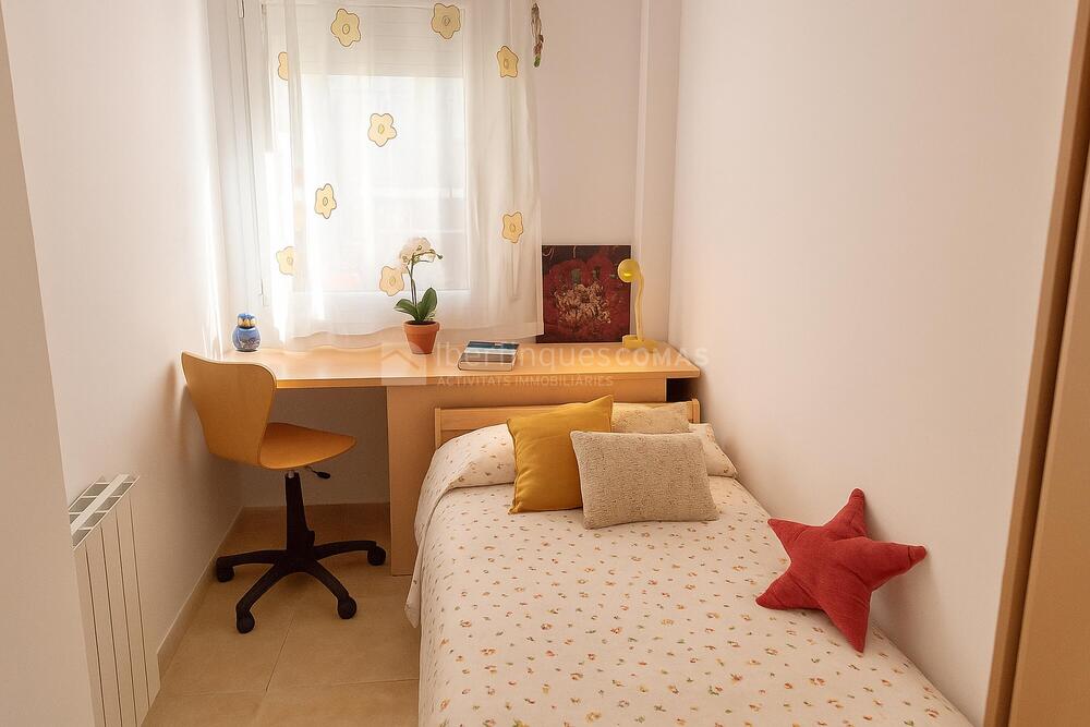 19 c/ Josep Fàbrega i Pou, 98, 1er A + parquing c/ Ample,61 (4) Apartament Palamós 19 c/ Josep Fàbrega i Pou, 98, 1er A + parquing c/ Ample,61 (4) Apartament Palamós