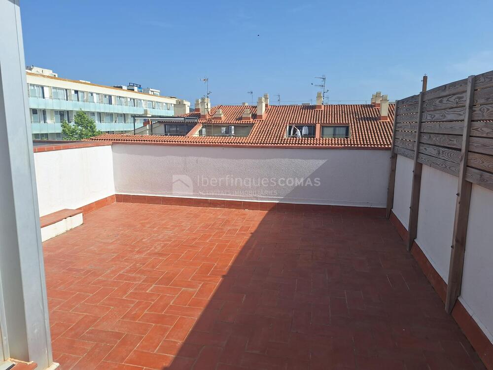 26 Edif. S´Arenal - President Macià, 89, 2on, 3ª Apartamento Palamós 26 Edif. S´Arenal - President Macià, 89, 2on, 3ª Apartamento Palamós