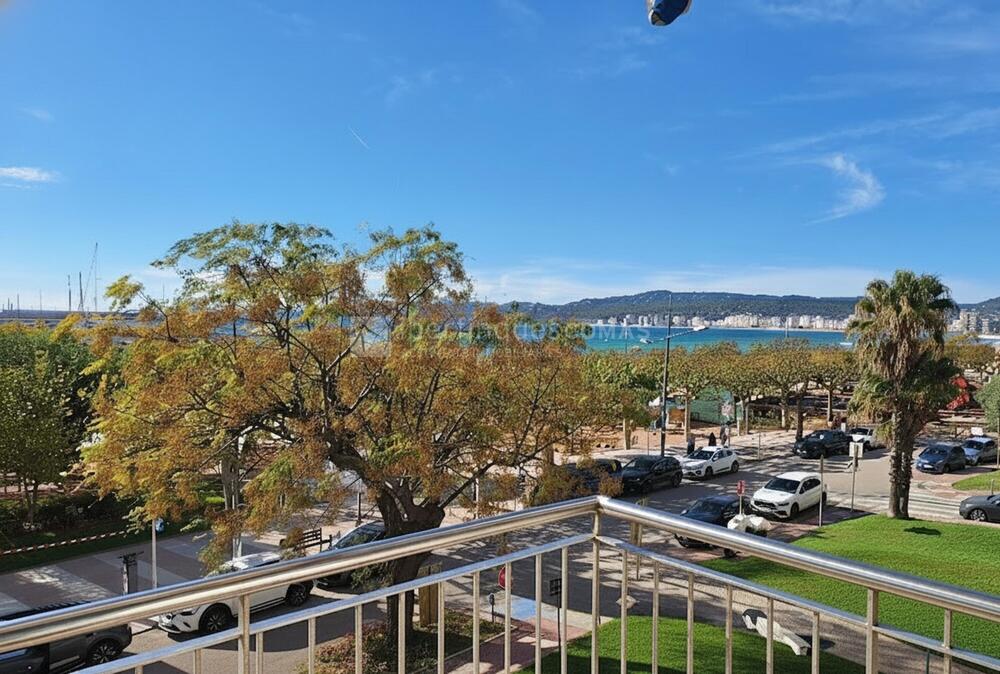 61 Edif. Bellport - Passeig del Mar, 1, 2on A Apartament Palamós 61 Edif. Bellport - Passeig del Mar, 1, 2on A Apartament Palamós