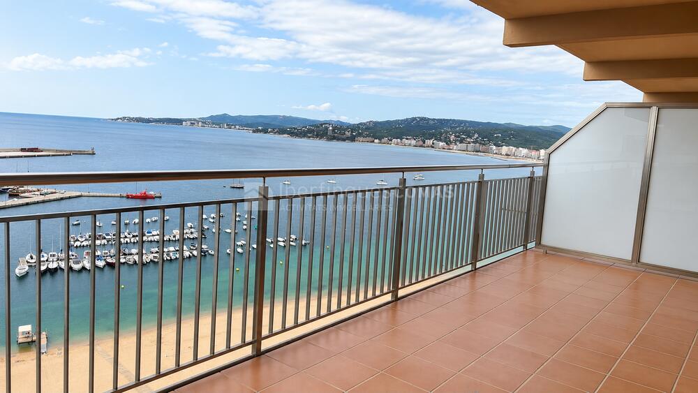 89 Ed. Empordà Esc A planta 18, porta 69 Apartament Passeig del Mar Palamós 89 Ed. Empordà Esc A planta 18, porta 69 Apartament Passeig del Mar Palamós