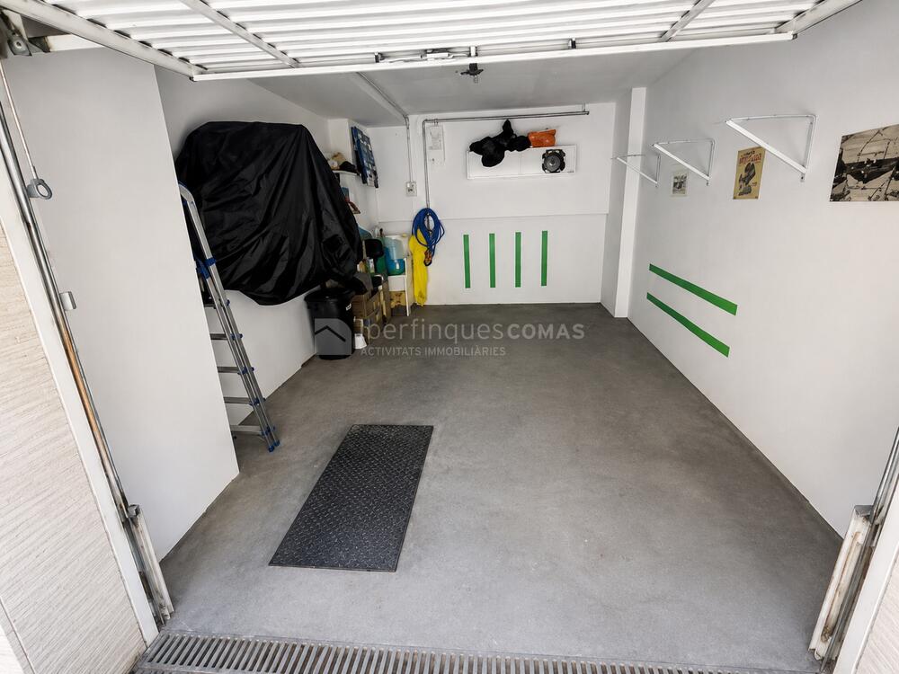 137 Ramon y cajal 12- 2º 2ª + parking Pis Palamós 137 Ramon y cajal 12- 2º 2ª + parking Pis Palamós