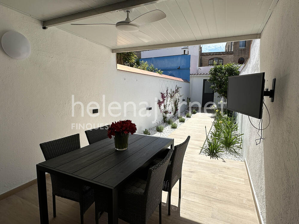 70171 Àngel Guimerà Village house  Sant Feliu de Guíxols