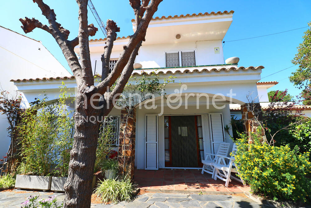 70184 Pineda S'Agaró Semi-detached house S'Agaró Castell-Platja d'Aro 70184 Pineda S'Agaró Semi-detached house S'Agaró Castell-Platja d'Aro