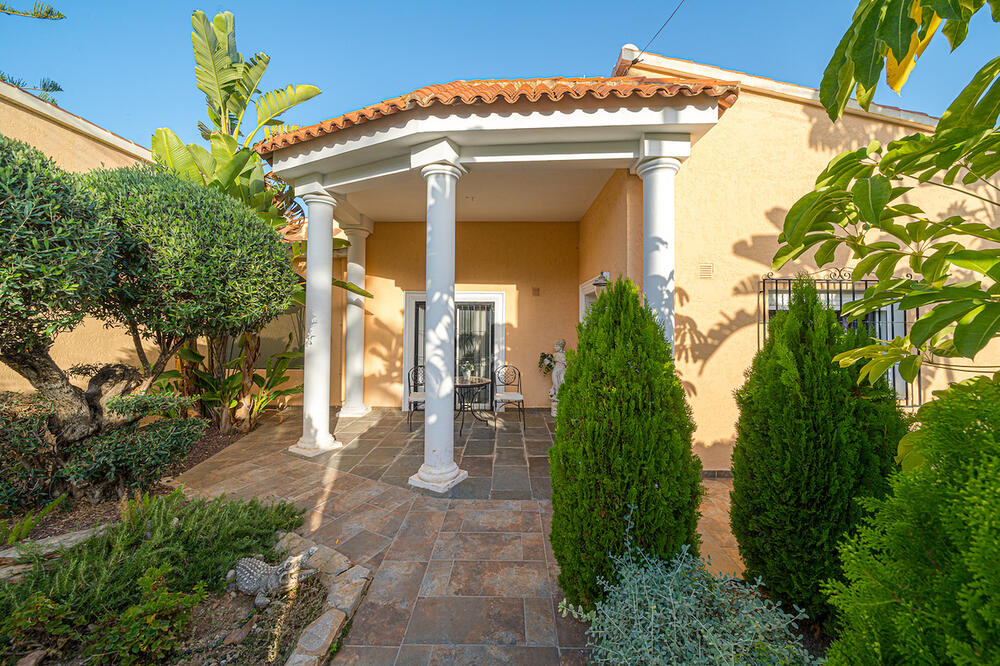 53 Casa Santana Detached house / Villa  Playa de Albir